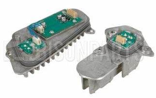 برد پشت چراغ FH4-FM4 سمت راست اصلی- 82358216