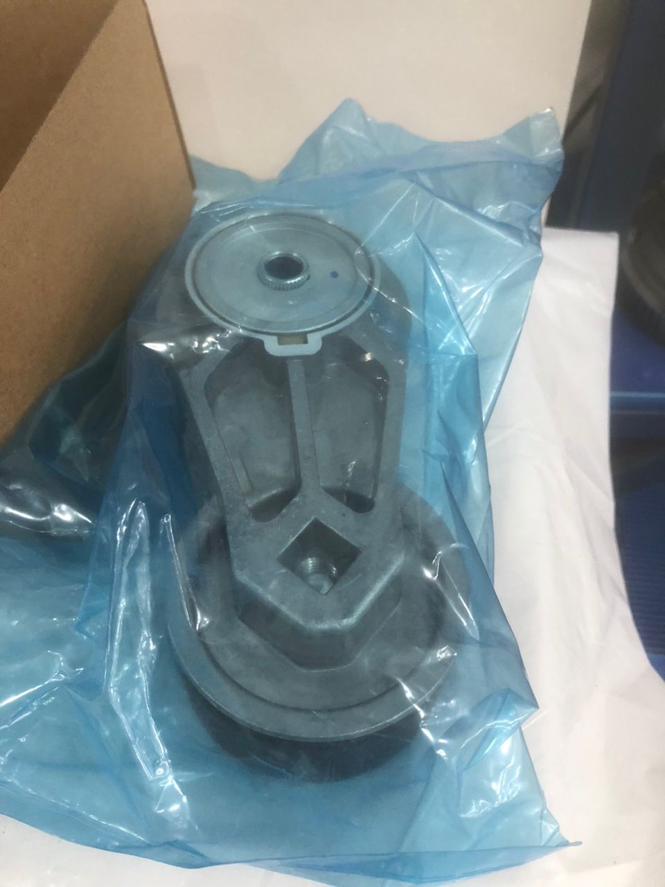 تسمه سفت کن دینامFH۱۳ و FH۵۰۰ سایپا دیزلی گاراژچی- 21422765